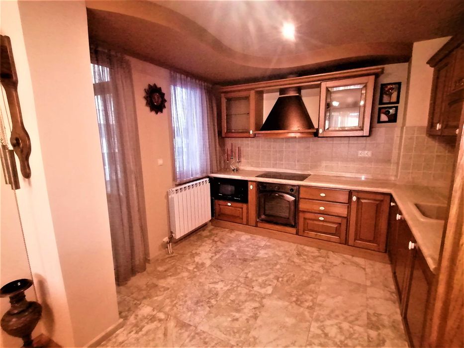 Продава се Тристаен апартамент в Стара Загора, Македонски - 120 кв.м за 1416 €/кв.м - Снимка #3