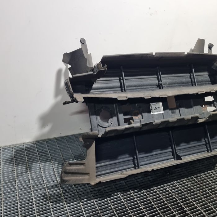Deflector aer radiator Ford Kuga II - Frozen White 5D (1506)