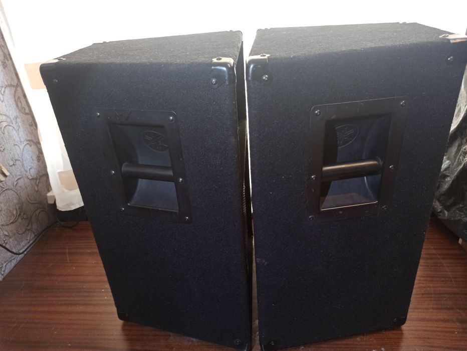 Колонки акустические система Yamaha S112V цена за 2 колонки

цена за 2