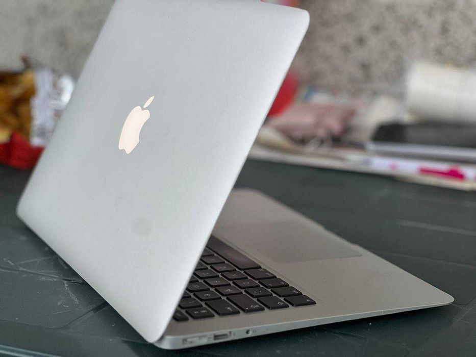 Apple MacBook Air