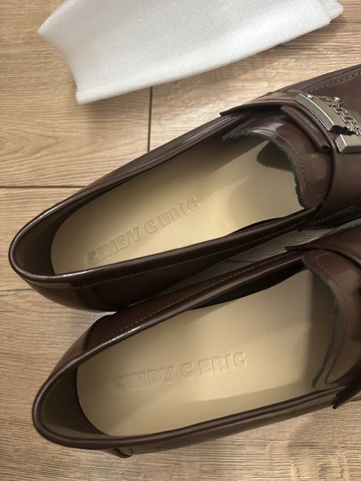 лоферы совсем новые