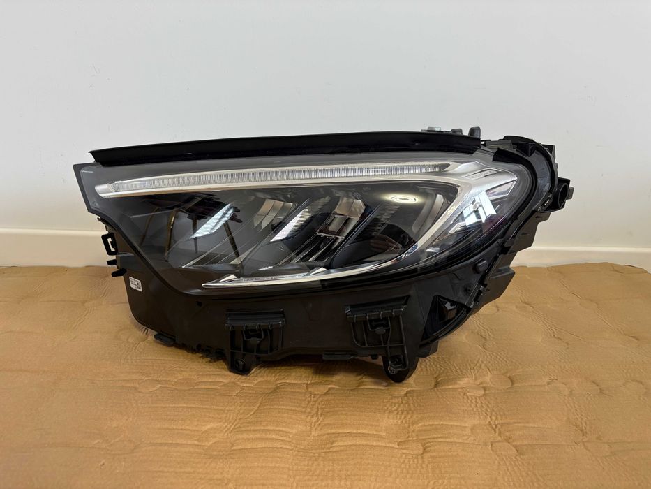 Far stanga full led complet Mercedes GLC 2 dupa 2022 cod A2549063901