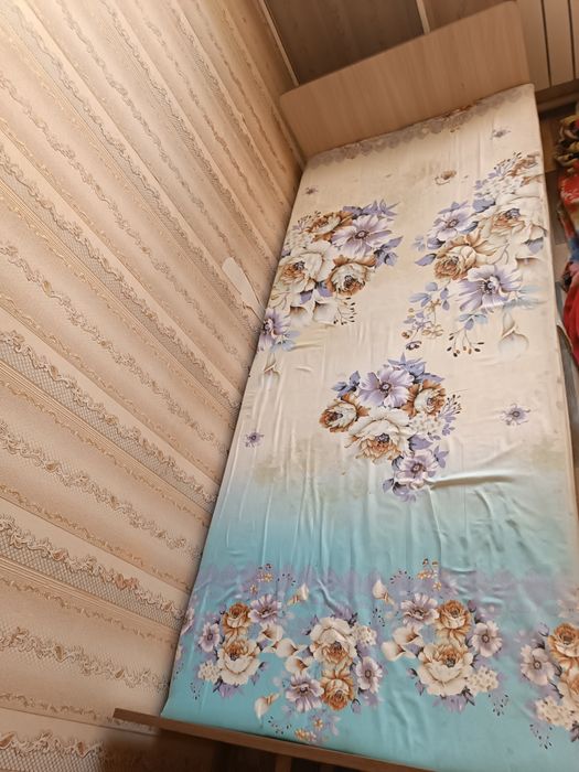 Кровать одна спалка