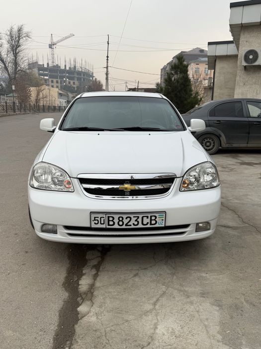 Ласетти идеал 2011