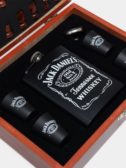 Подарочный набор Шахматы