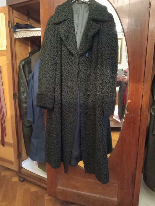 Palton autentic astrahan, caciula astrahan vintage1940