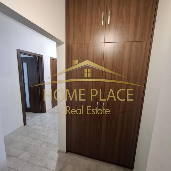 Продава се Тристаен апартамент в Варна, Възраждане 1 - 71 кв.м за 2423 €/кв.м - Снимка #2