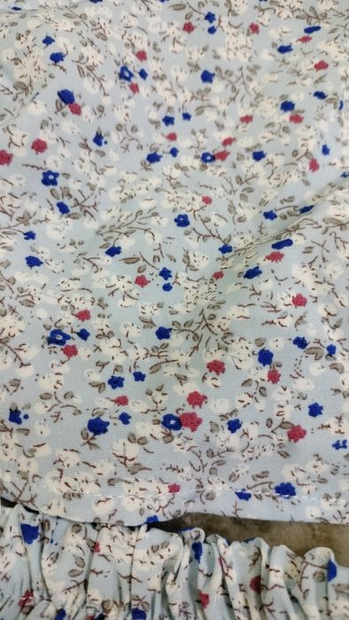 Комплект М размер : Летний топ , юбка и подъюбник новый