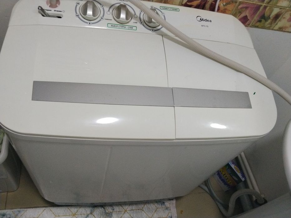 Продам стиральную машину