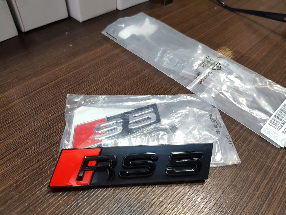 Емблема за маска на Audi SQ7 RS4 S3 S5 S6 S4 S8