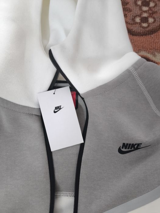 Найк теч флис рефлектив