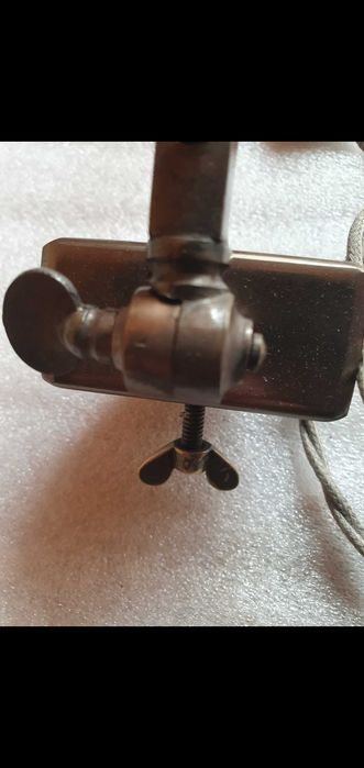 Lampa tablou cu sistem de prindere