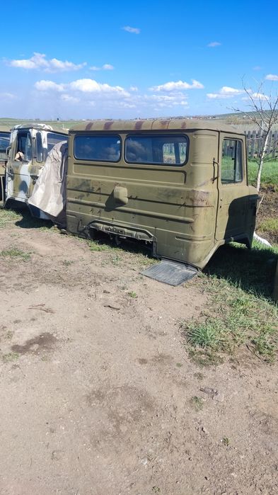 Продам кабины газ 66