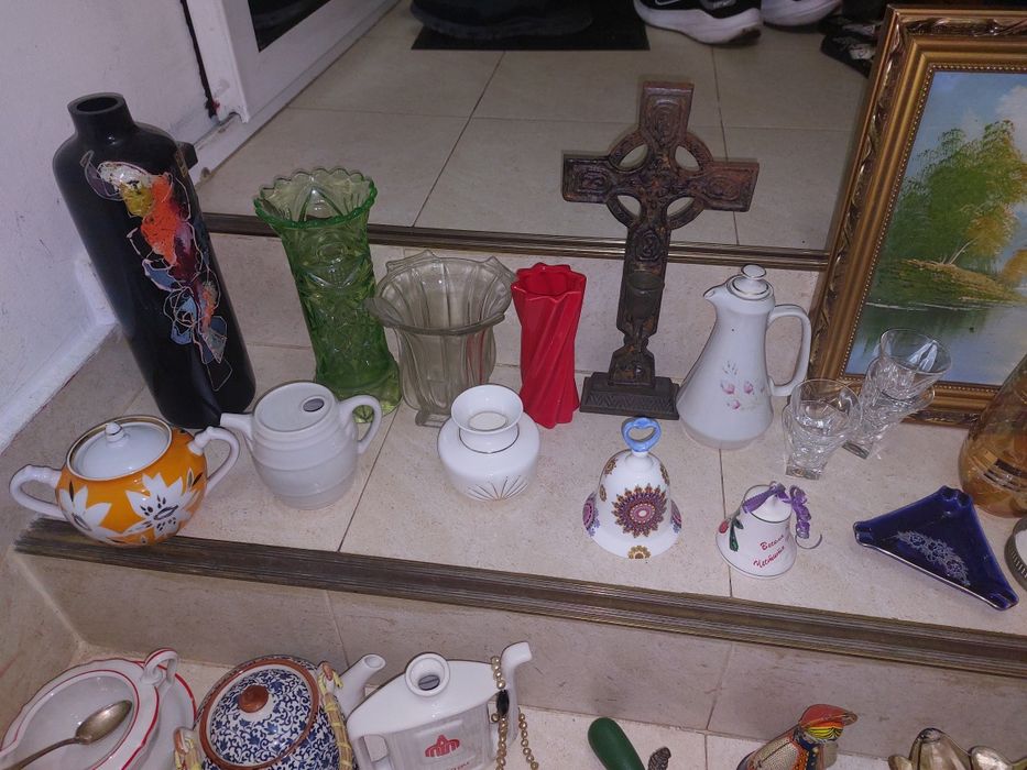 ЛОТ интериорни предмети за колекция декорация