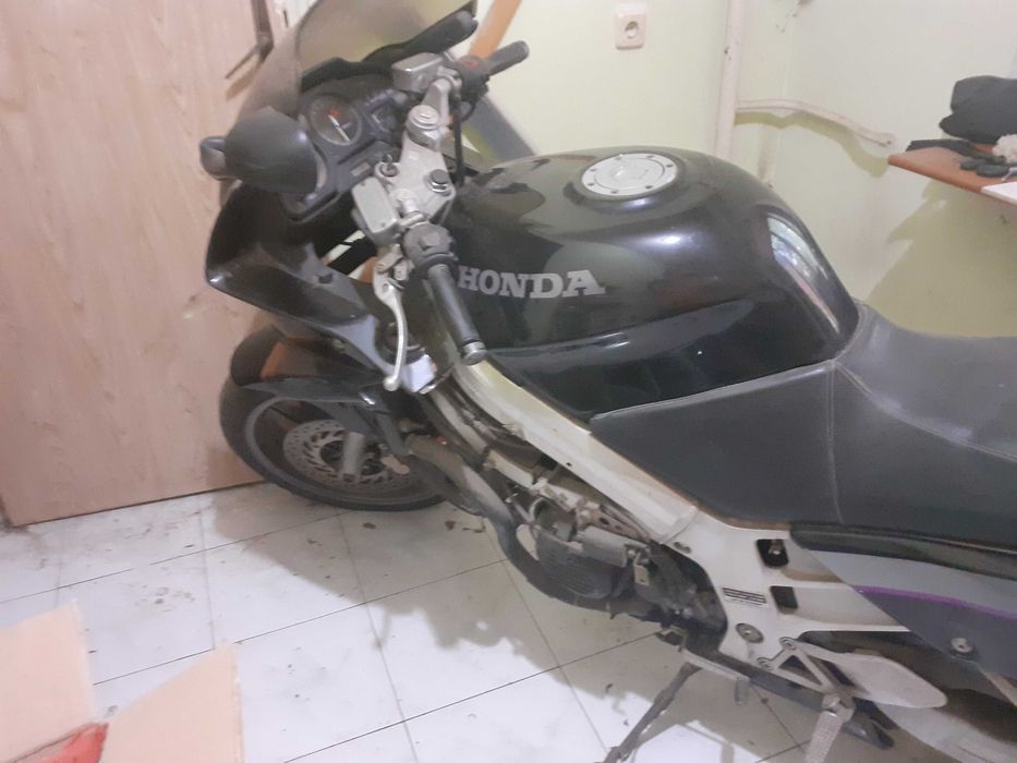Honda VFR750F 1992
