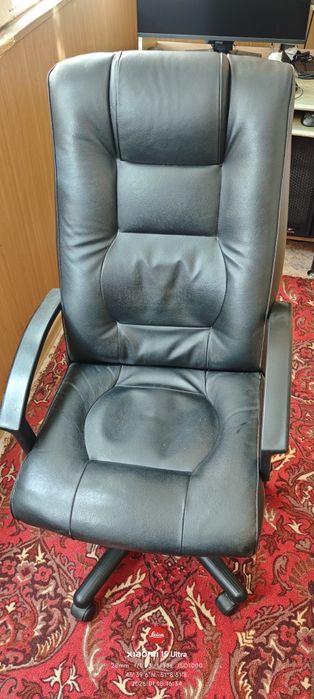 Продаётся офисное кресло