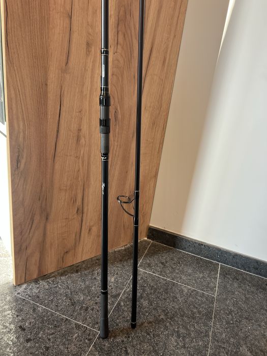 Продавам Пръчка CarpPro Flapper 13ft 3,5lb и макара CarpPro Torus 8000