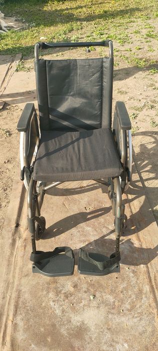 Инвалидная коляска