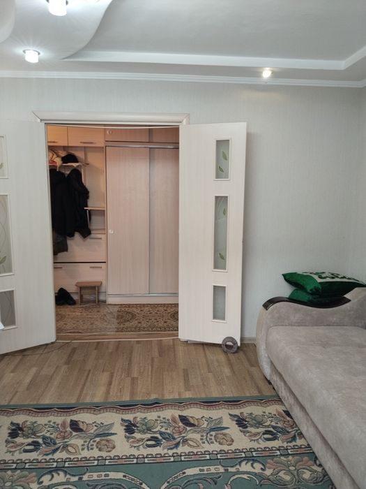 Продам 4 х ком квартиру 6-86
