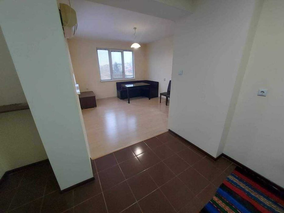 Продава се Четиристаен апартамент в Търговище, Център - 124 кв.м за 1020 €/кв.м - Снимка #1