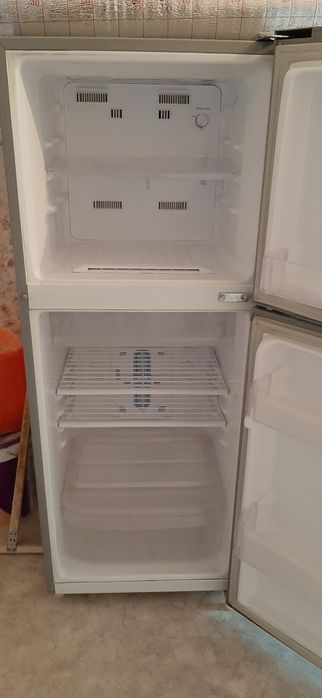 Холодильник Samsung