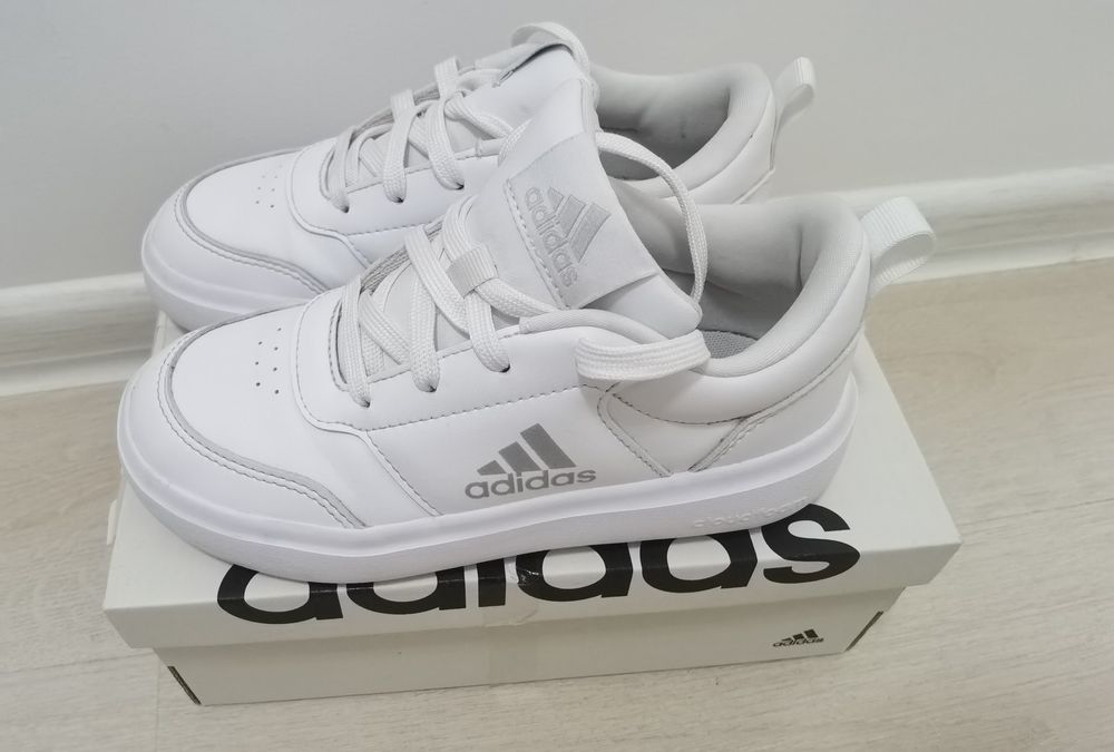 Маратонки без забележки