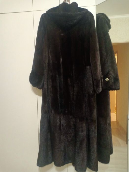 Продам норкрвую шубу  в идеальном состоянии