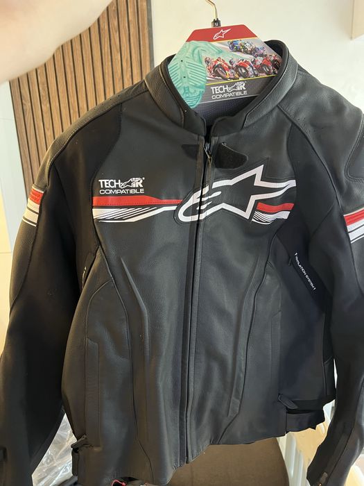 Мото Яке Alpinestars GP-R v2 Tech-Air