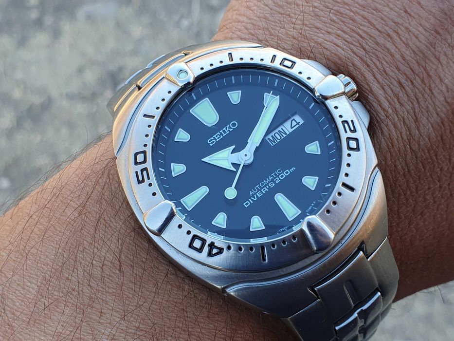 Seiko Black Knight SKXA33