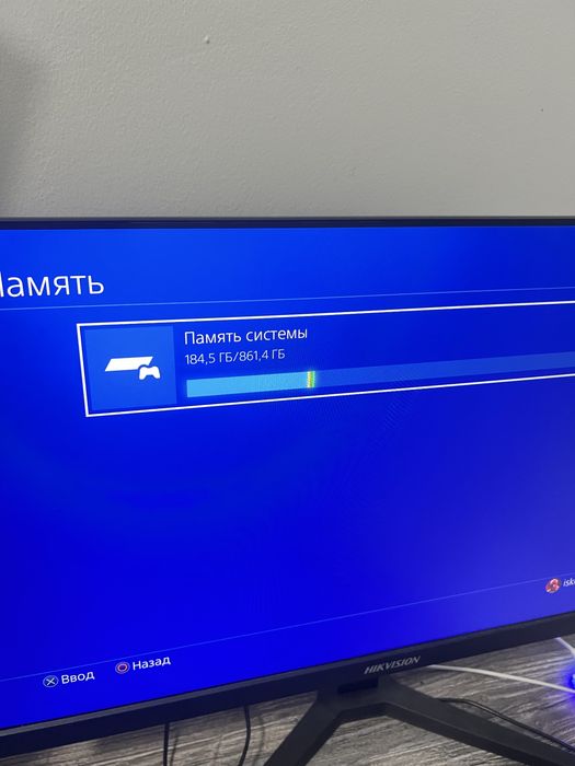 Продам пс4 про (Playstation 4 pro)