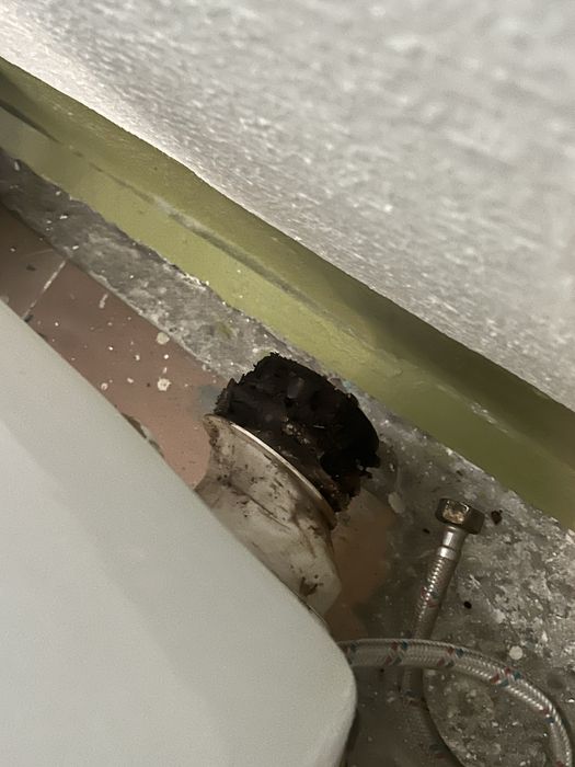 Продам унитаз самовывоз