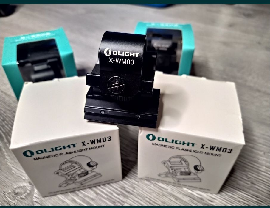 Suport Magnetic Olight XWM-03, Sistem Reglabil la Cei 3 Magneti
