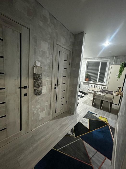 Сдам 2 комн 19 мкр Часы Ночь Сутки