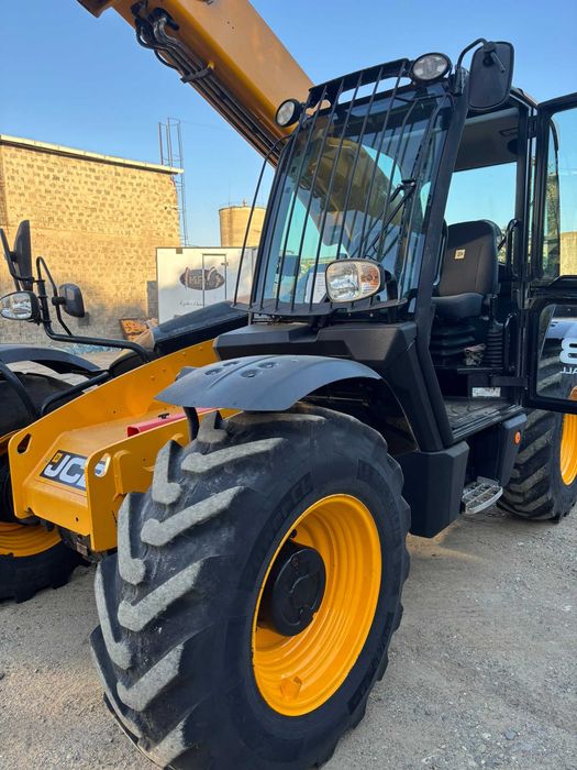 Incarcator telescopic JCB 531-70