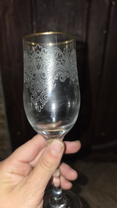Продам стаканы для сока