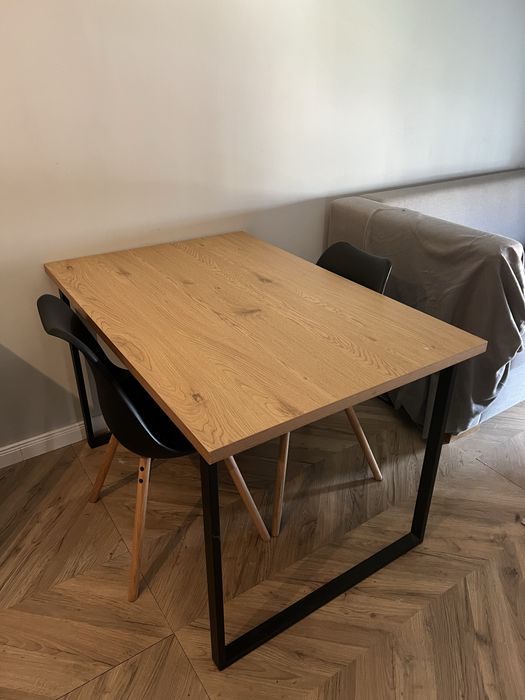 Маса без столове Jysk