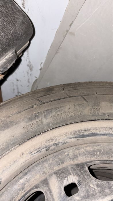 Шины летние в дисках 185/65R14, 4x100