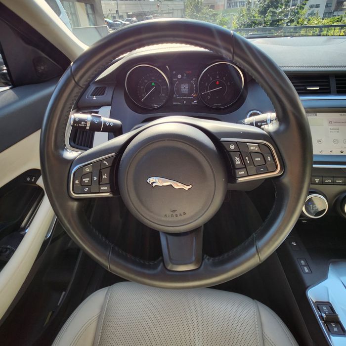 Autoturism marca  Jaguar E Pace
