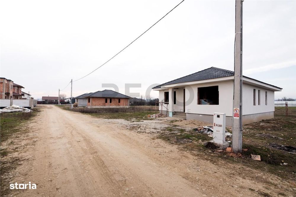 RECO Casa la rosu - 3 dormitoare, plan parter 120 mp utili - Osorhei