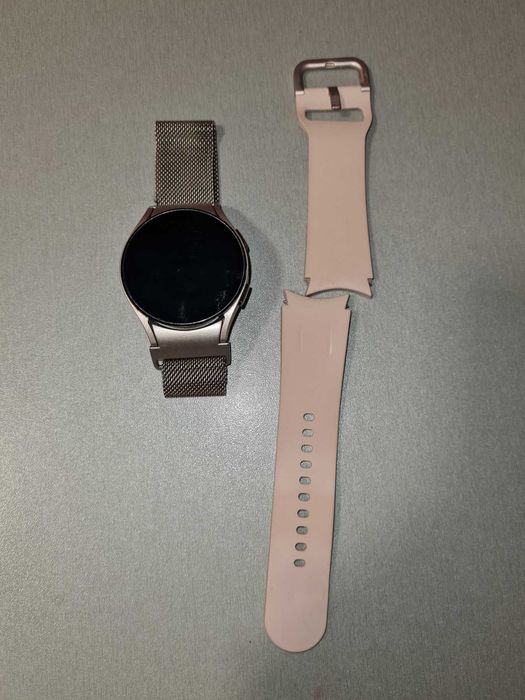 Смарт часовник Самсунг Galaxy 4 40 mm Pink Gold