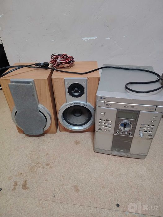 Продается компактный музыкальный центр LG FFH-185 (с колонками)