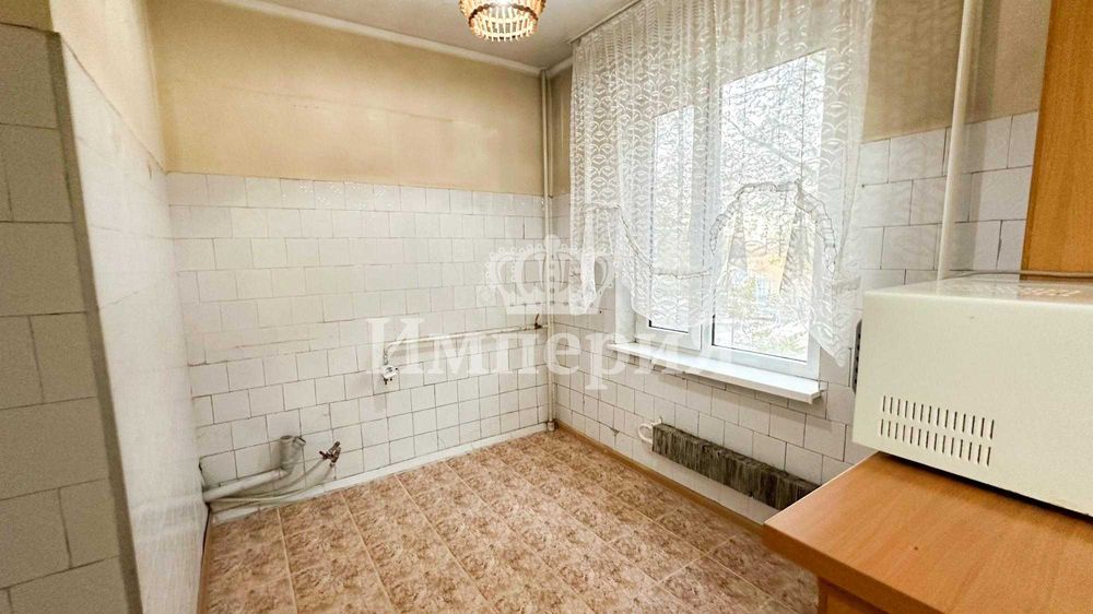 Продам 3 ком кв в ; мкрн Алишер Империя