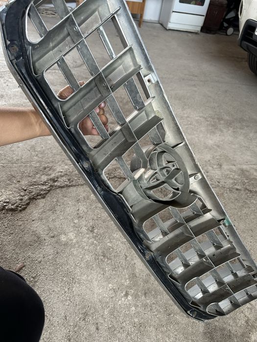 Решетка Тойота Прадо 120