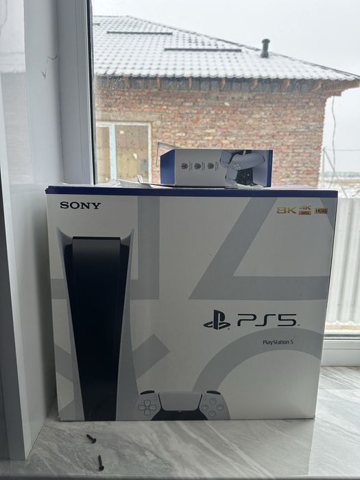 PlayStation 5 в идеальном состоянии
