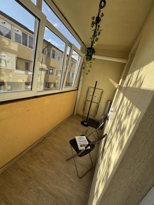 Se inchiriaza garsoniera spatioasa + loc parcare