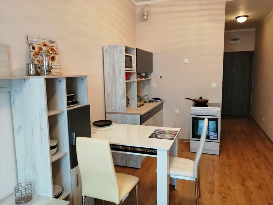 Дава се под наем Двустаен апартамент в Бургас, Зорница - 60 кв.м за 612 € - Снимка #1