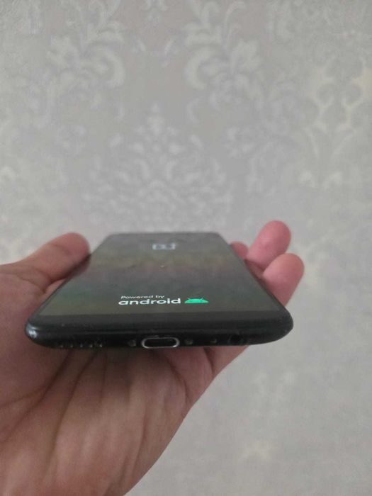 Oneplus 5T легенда флагман