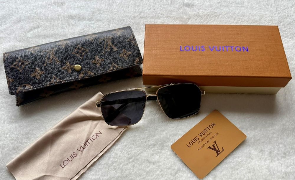 Слънчеви очила Louis Vuitton – метална рамка, с кутия и аксесоари