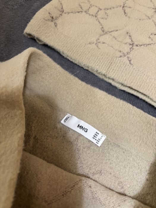 Knit бежов сет mango комплект пола и топ