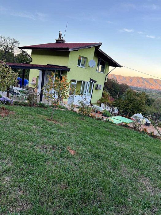 Продава се Къща в Ботевград - 1485 кв.м за 169 €/кв.м - Снимка #4